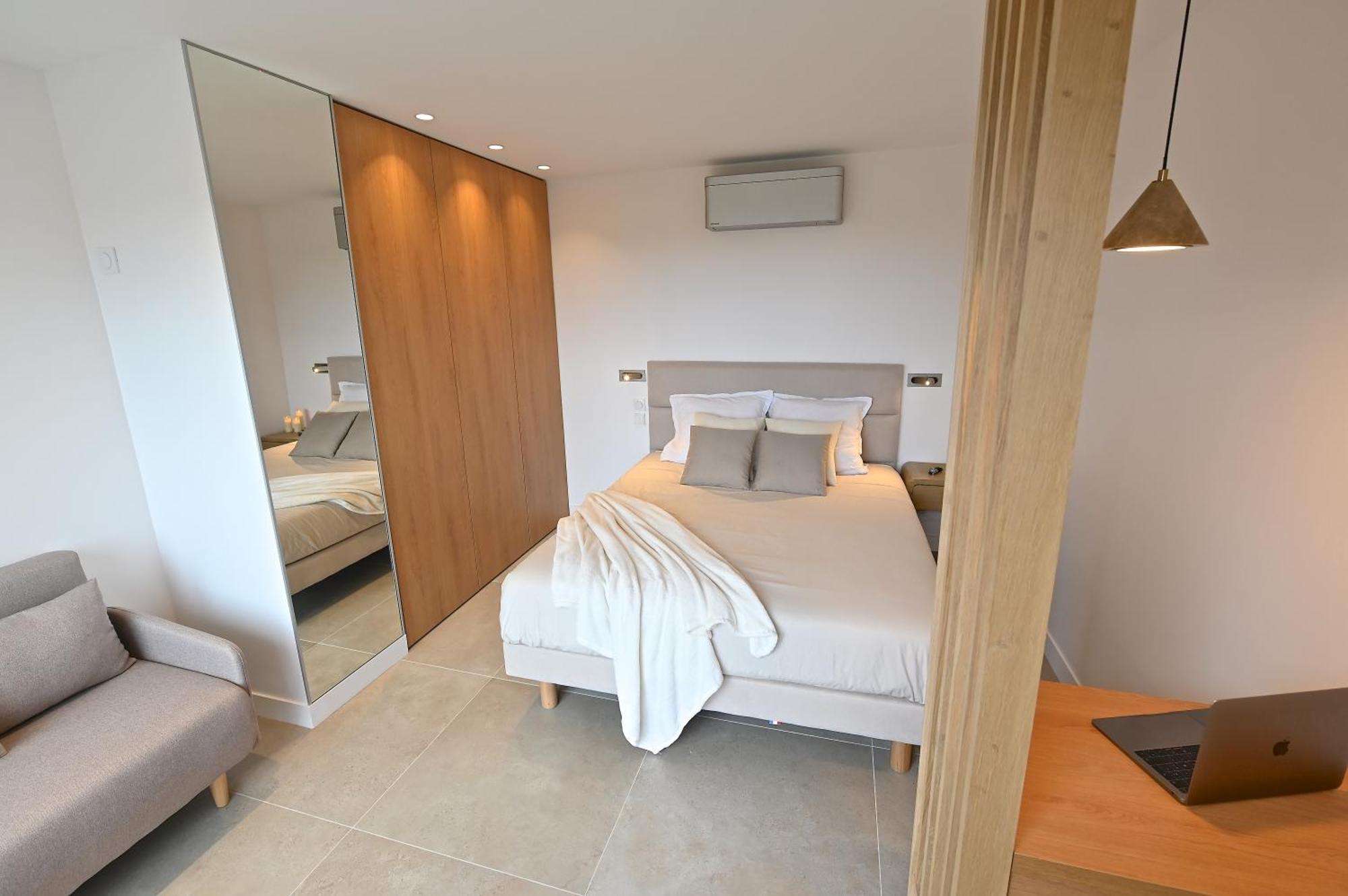 Appartement Luxe Vue Mer Et Collines Avec Piscine Mandelieu Buitenkant foto